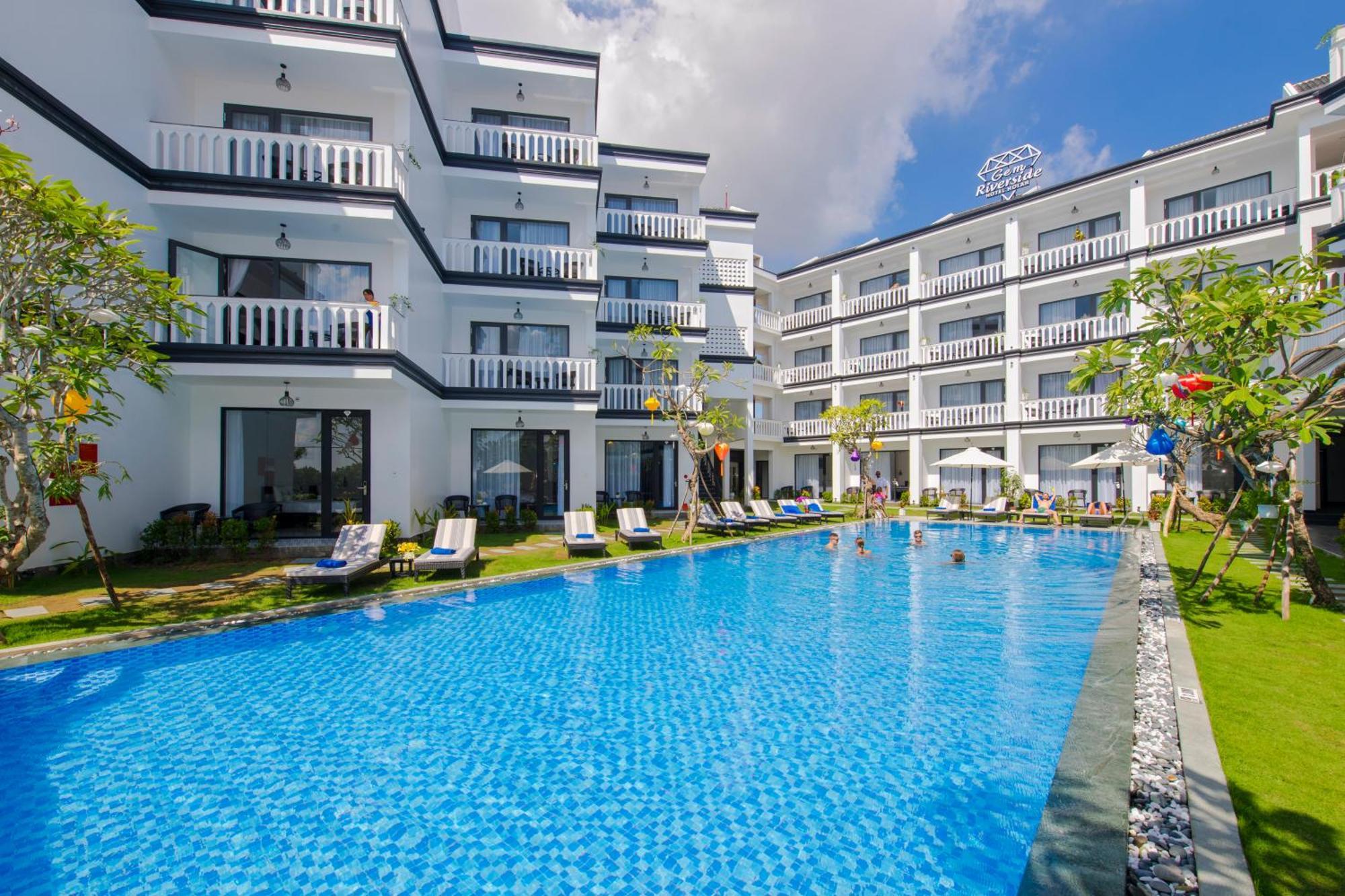 Gem Riverside Hotel Hoi An Exterior photo