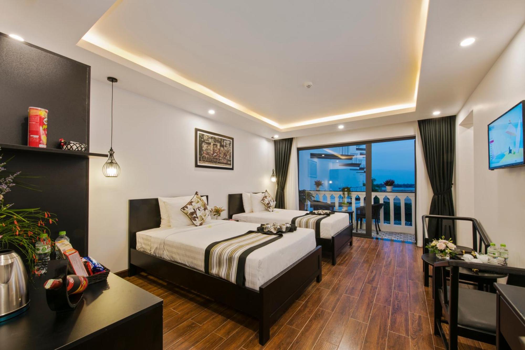 Gem Riverside Hotel Hoi An Exterior photo